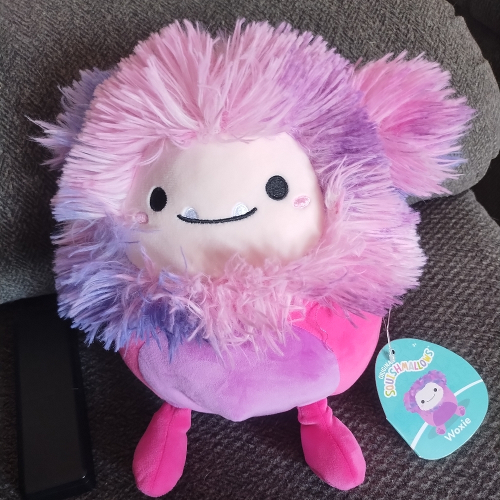 Squishmallow Woxie